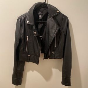 Cropped leather jacket